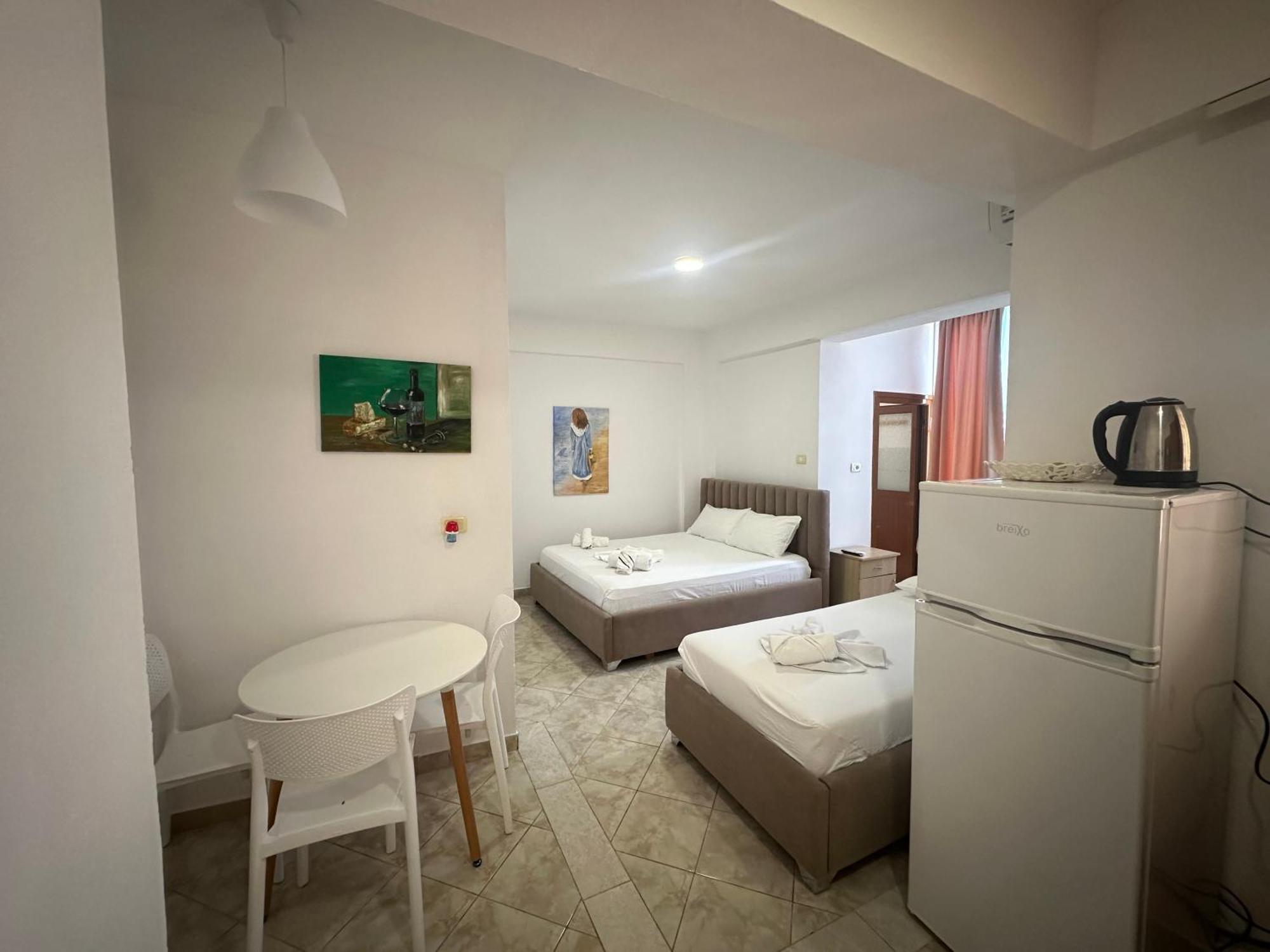 Skenderi Apartments คซามิล ภายนอก รูปภาพ