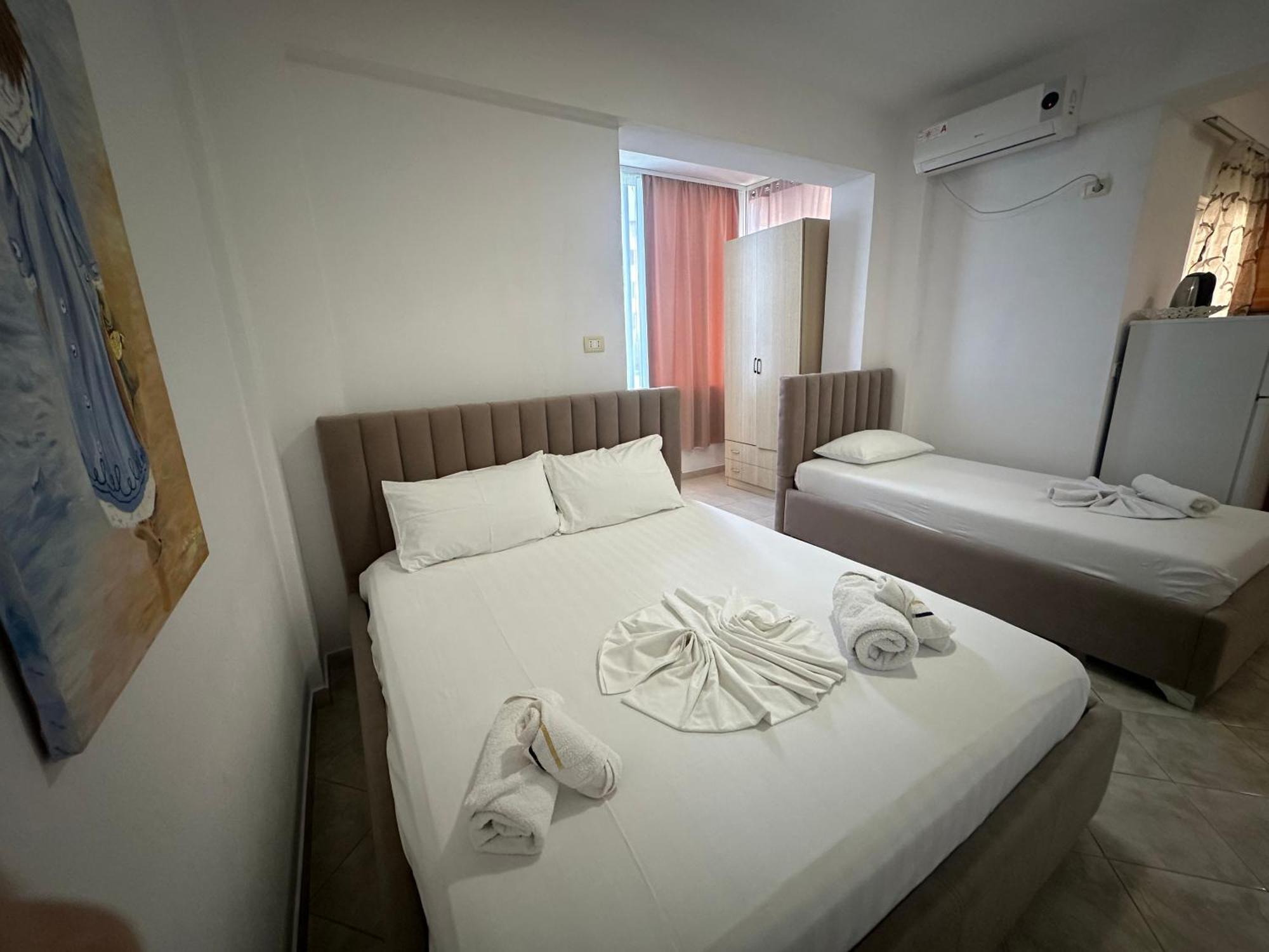 Skenderi Apartments คซามิล ภายนอก รูปภาพ